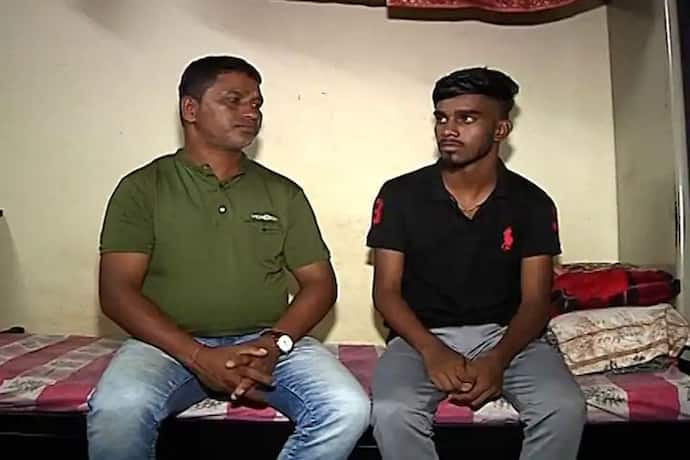 43 की उम्र में बाप ने पास की 10वीं की परीक्षा, लेकिन बेटा हो गया फेल, पढ़िए महाराष्ट्र का दिलचस्प मामला 