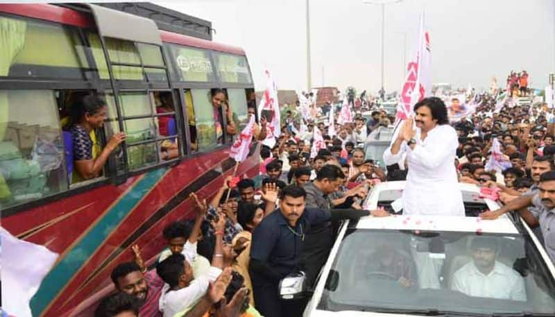 Jana Sena  Cadre Grand Welcomes TO Jana Sena Chief Pawan Kalyan In Guntur District