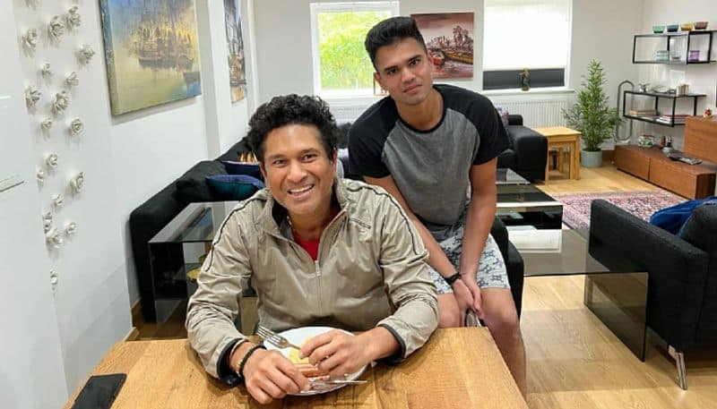 Sachin Tendulkar replies to fans in Twitter gkc