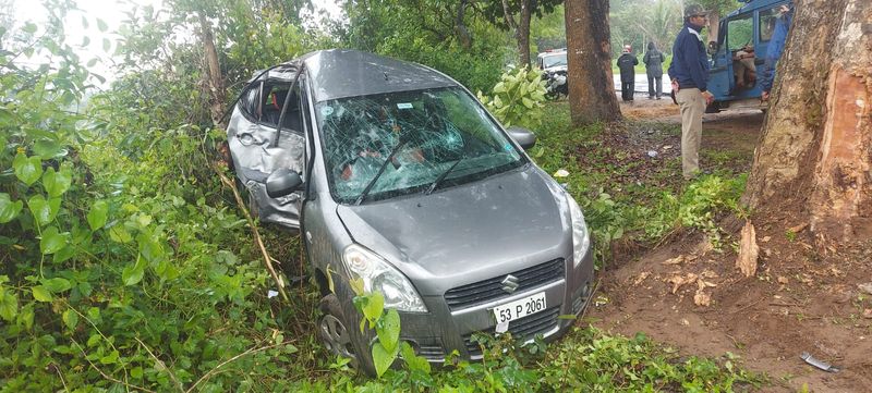 Father And Son Dies In Road Accident at Chikkamagaluru rbj