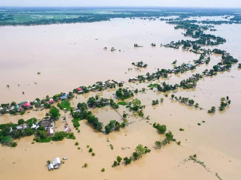  Godavari Flood Water Reaches in Yanam Town