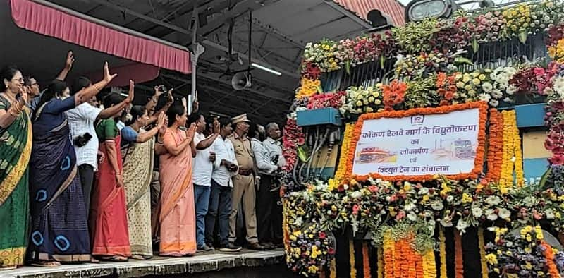 Shobha Karandlaje symbolically inaugurates electrification of Konkan Rail gvd