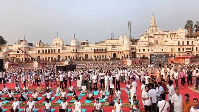 International yoga day 2022 Special: योग को लेकर अयोध्या में दिखा गजब का उत्साह