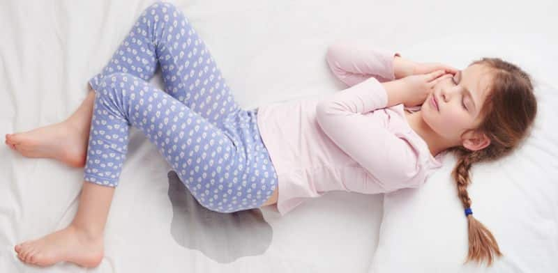 The child often urinates in bed? Know its causes and proper home remedies ram