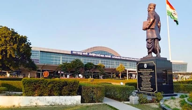 Varanasi airport makes Sanskrit announcement; Here's how netizens reacted