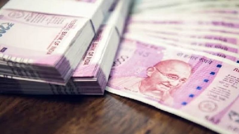 Government employee's dearness allowance likely to hike in July, Minimum wage to rise up to Rs 26,000 - adt 