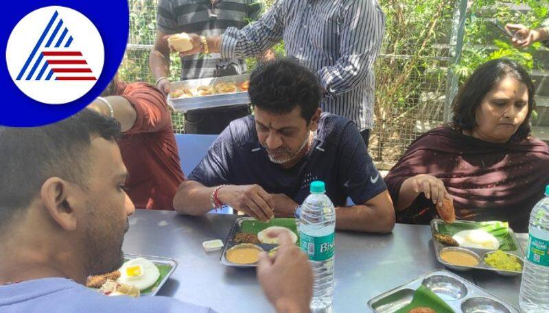 Shivarajkumar with Bairagi team visit bidadi and taste thatte idli vcs