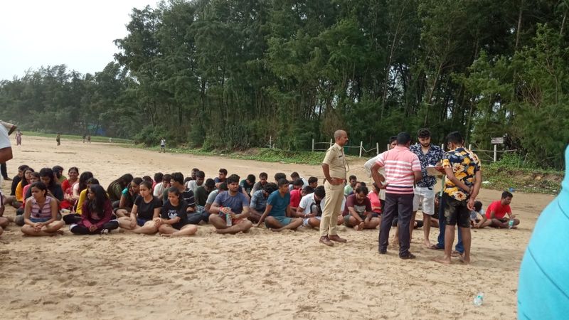 week-end-trip-kills 4 Bengaluru students in arabian-sea at kumta rbj