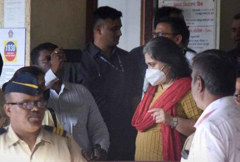 Activist Teesta Setalvad taken into custody for 'fabricating evidence' in Gujarat riots case