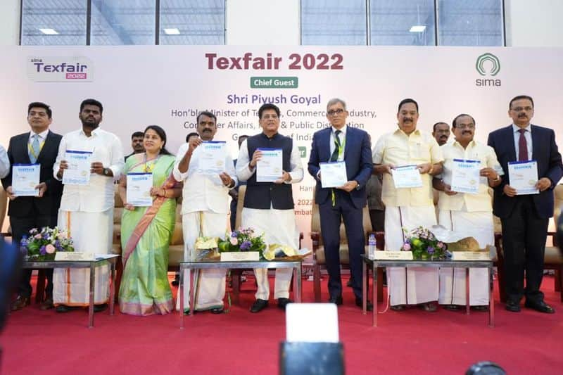 piyush goyal says Tamil Nadu plays vital role in handlooms and textile departments 