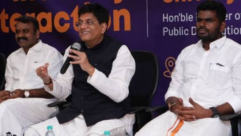 piyush goyal says Tamil Nadu plays vital role in handlooms and textile departments 