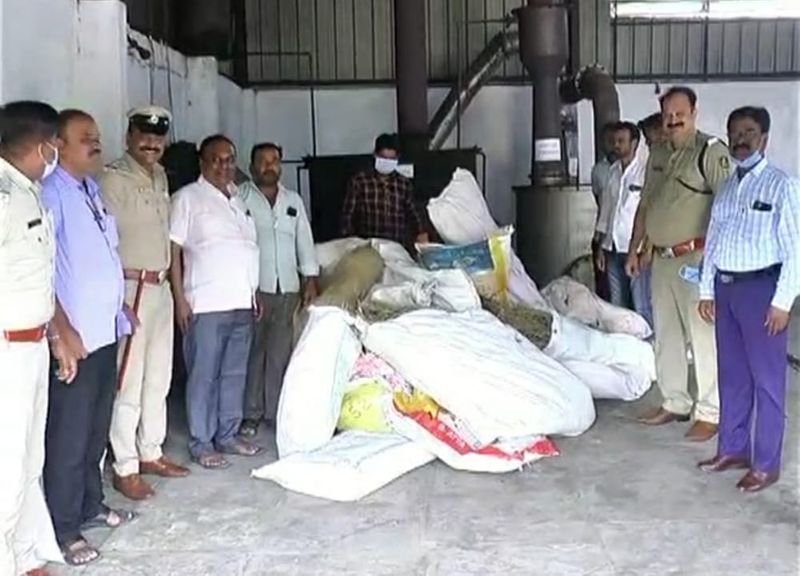 Yadagir Police burning 73 KG cannabis rbj