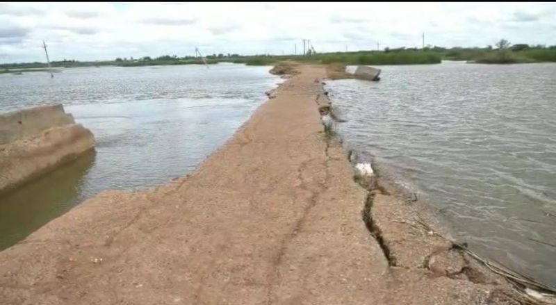 Gummagol village Road Blocked With Water when tungabhadra River full rbj