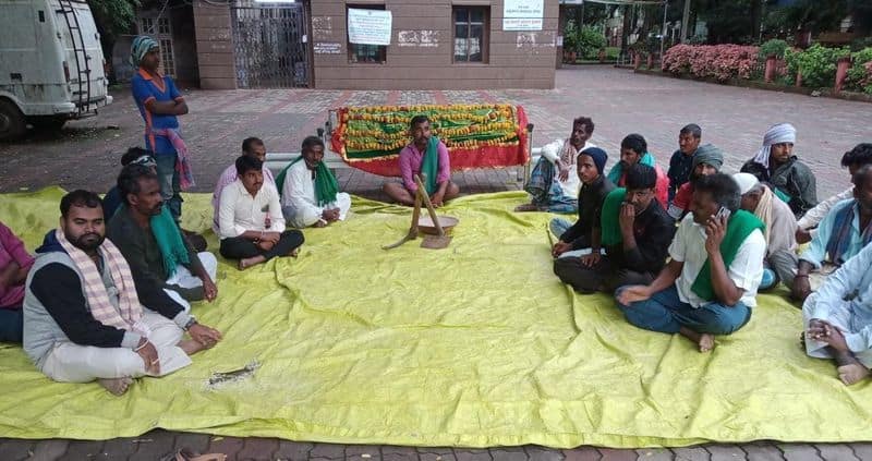 Belagavi Farmers Leaders high drama After DC success Meeting With Protesters 