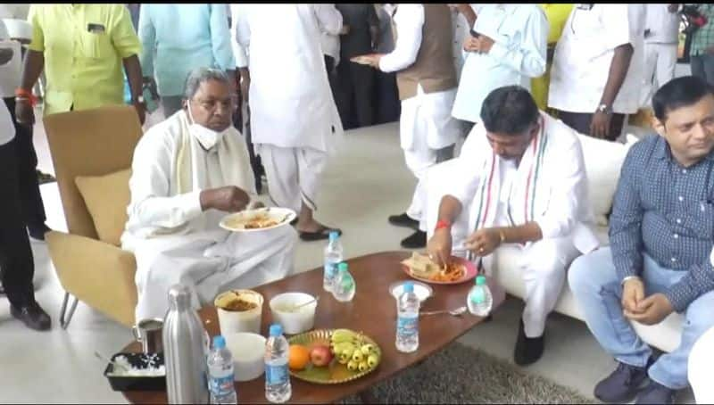 DK Shivakumar Met Koppal And Raichur Congress Leaders Over Assembly Ticket rbj