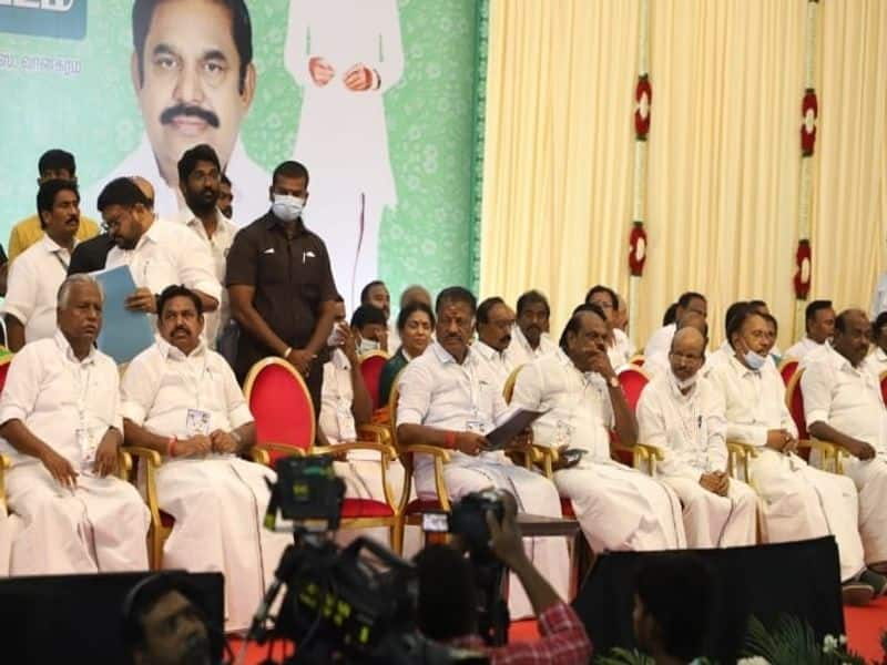 OPS announcement that AIADMK General Committee is being dissolved