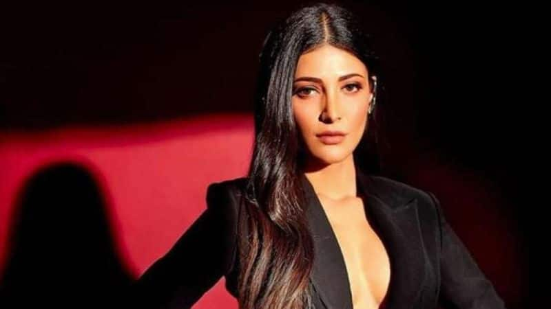 Actress Shruti Haasan shuts rumours about her health