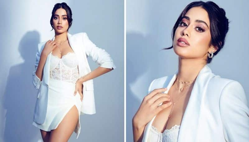 Photos Janhvi Kapoor's gorgeous pictures on Instagram go viral (Don't miss it) RBA