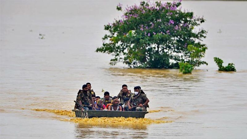 Flood in the Bank of Malaprabha River Due to Heavy Rain Khanapur in Belagavi grg