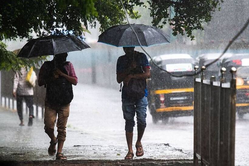 IMD issues yellow alert in Maharashtra: Thunderstorms, heavy rainfall expected