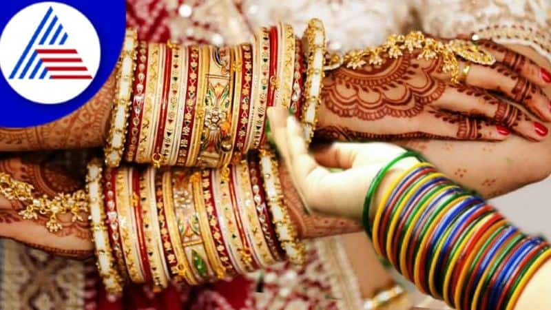 Benefits Of Wearing Bangles As Per Astrology skr