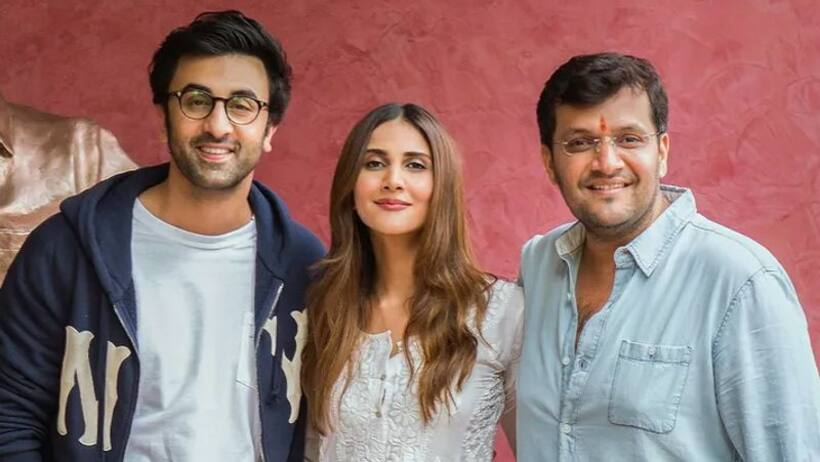 500 वर्कर्स ने 4 महीने में तैयार की इस डकैत की दुनिया, 140 दिन शूटिंग 2.5 साल VFX वर्क के बाद तैयार हुई शमशेरा