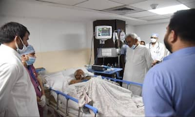 Lalu Prasad Yadav Health Update: इलाज के लिए एयर एंबुलेंस से दिल्ली लाया जाएगा, नीतीश ने की मुलाकात 