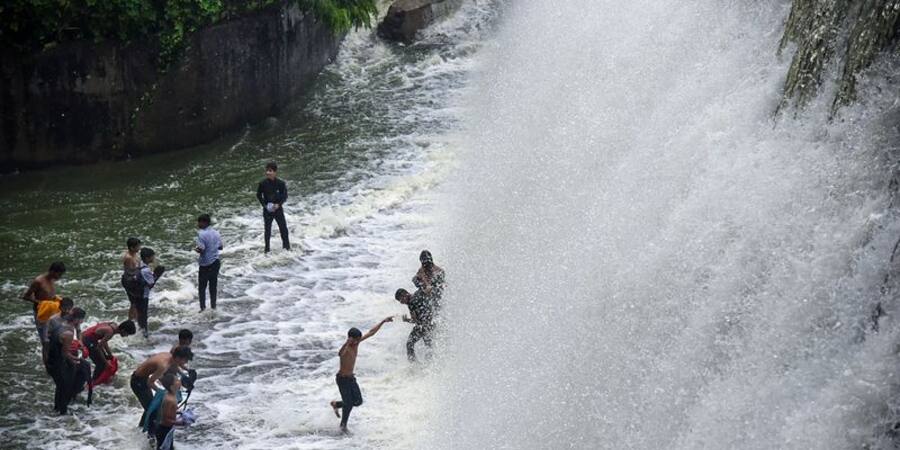 Karnataka rain updates live blog life of people disturbed