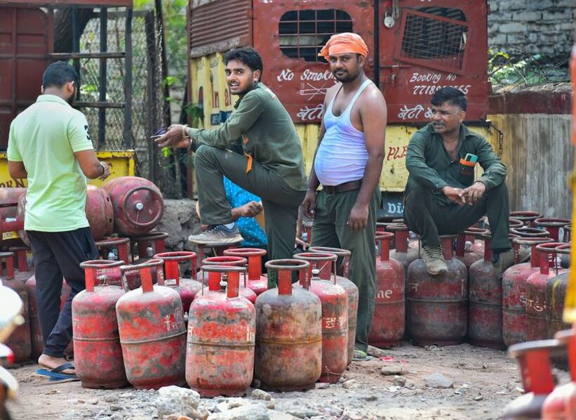 LPG cylinder price today: 19 kg cylinder rates slashed; check latest prices in Delhi, Mumbai, other cities