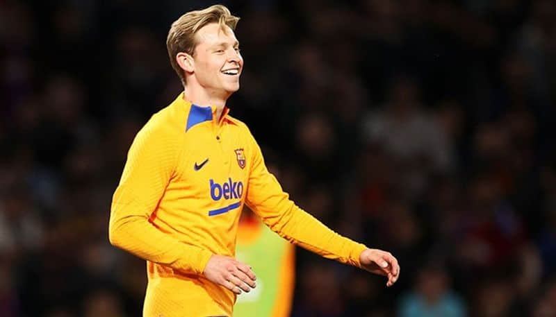 Barcelona sends Frenkie de Jong painful message amid Manchester United transfer link - Reports-ayh