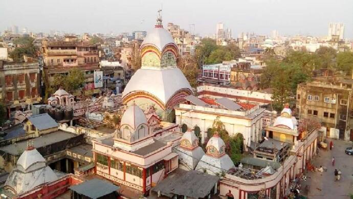 बंगाल के इन मंदिरों में मां काली को चढ़ाया जाता है मांस-मछली, मन्नत पूरी होने पर भक्त देते हैं जानवरों की बलि