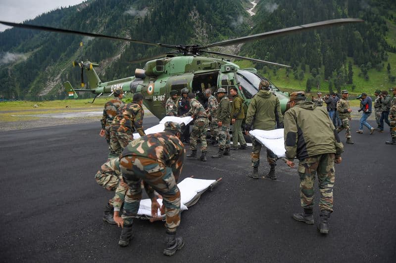 Amarnath Cloudburst IAF Continues Rescue Ops Amid Inclement Weather 16 Dead