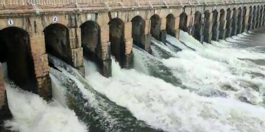 Karnataka Rain Live updates Red alert continous in coastal areas