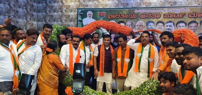 Kolar District Malur Assembly Election ticket Fight In BJP rbj