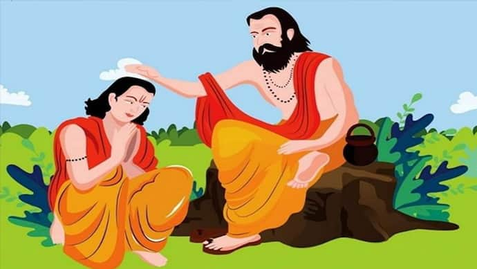 Guru Purnima 2022: गुरु के सामने भूलकर भी न करें ये गलतियां, हमेशा ध्यान रखें ये 7 बातें 