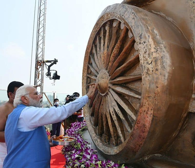 Why makes the 16,000 kg national emblem over new Parliament unique?