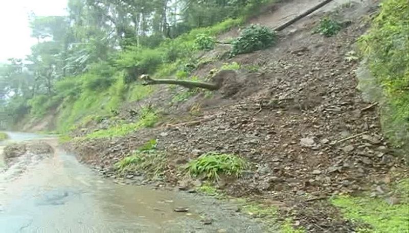 Chikkamagaluru Farmers Happy For ayyan lake filled with the rain water rbj