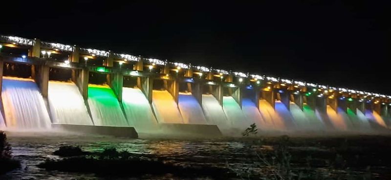 Monuments at Hampi face flood threat as heavy rains force release of water from Tungabhadra reservoir rbj