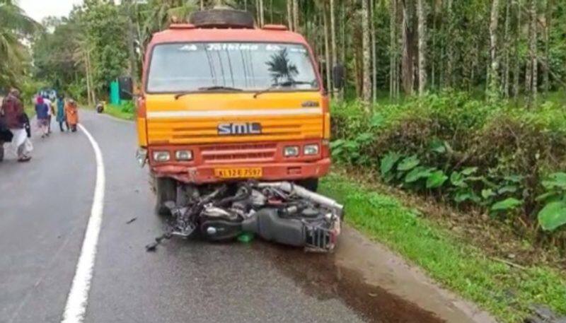 Two kids met an accident at Mangalore near Gulur, the CCTV footage goes viral