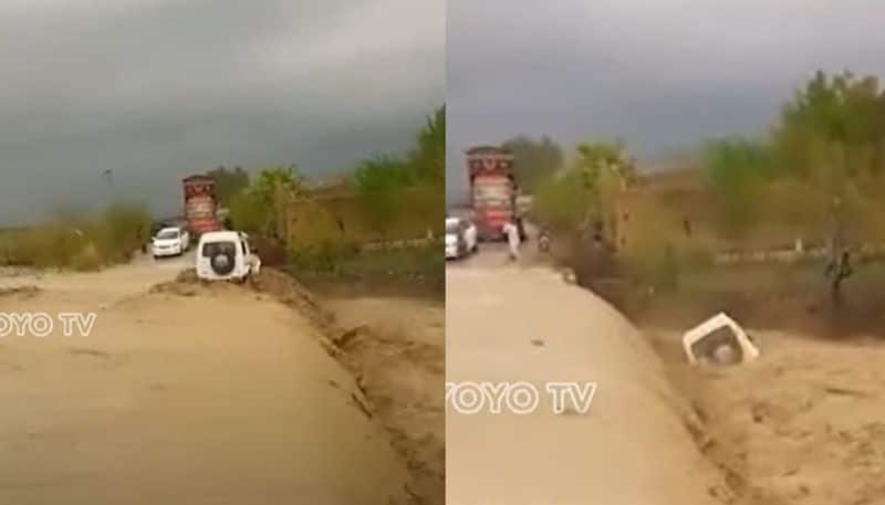 fake video of telengana floods goes viral in social media 