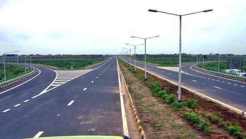 Farmers Demand for Fair Compensation on Surat Chennai Express Highway in Yadgir grg