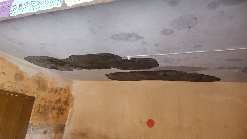 Atani news: school building Leakage akb 