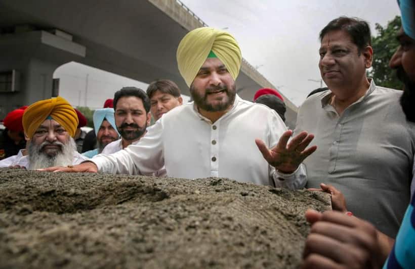 जेल में घुटने के दर्द से बेहाल हुए सिद्धू, डॉक्टर ने कहा  वजन कम कीजिए, सब ठीक हो जाएगा