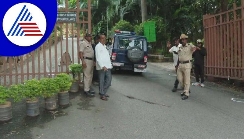 Bomb threat to DK shivakumar owned Bangalore hill view school gow