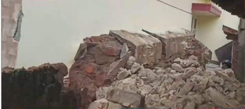 Chikkamagaluru Rain Wall Collapsed in Mallanduru no Injuries hls 