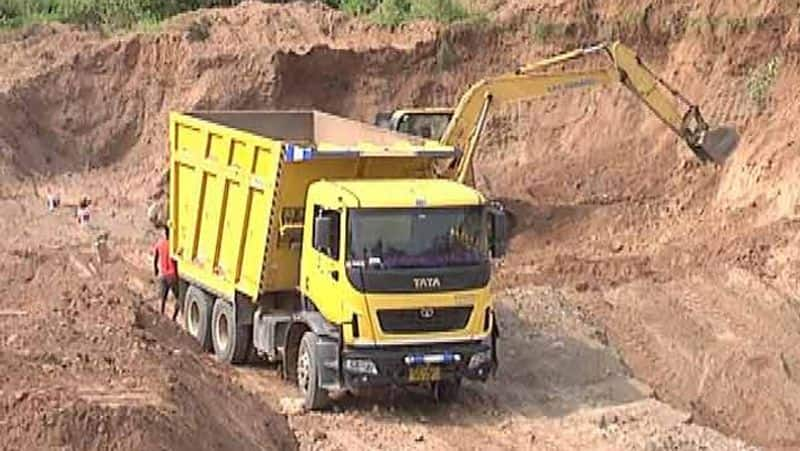 Supreme court allows mining in bellary upto 35 metric tonnes