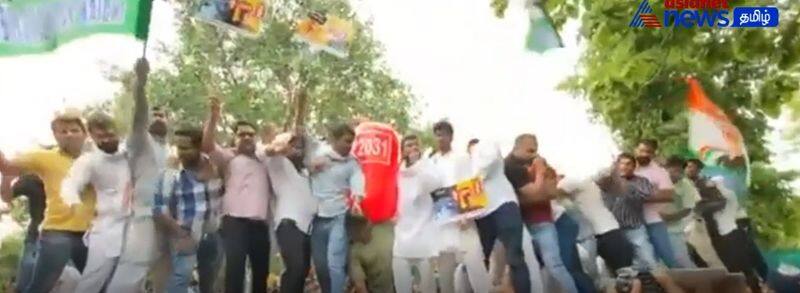 Youth Congress demonstration outside the Petroleum Ministry in Delhi on the issue of gas and oil and inflation