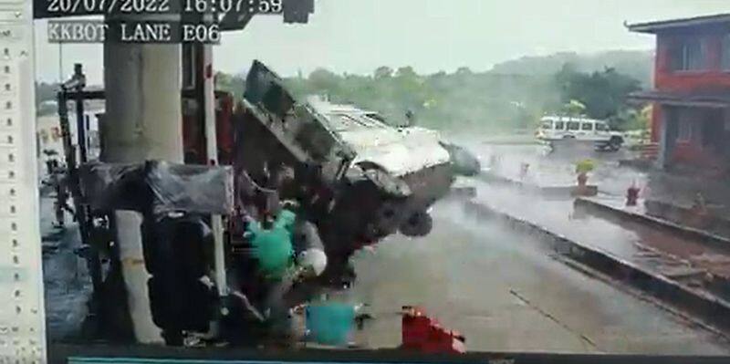 On Camera, Massive Ambulance Crash At Toll Booth In Karnataka, 4 Dead