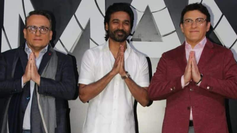 Actor Dhanush came to Mumbai to attend the gray man premiere show in traditional dress