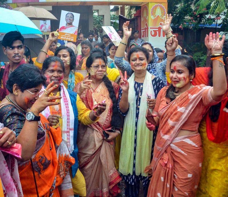 Droupadi Murmu wins race to Rashtrapati Bhavan, Rairangpur celebrates 'daughter of the soil'